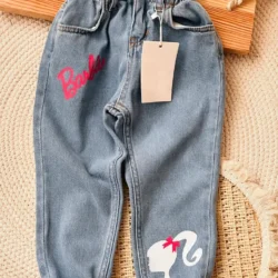 Calça jeans Barbie