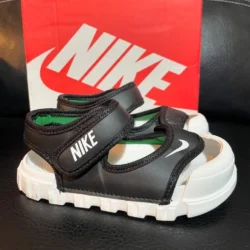 Sandália Nike