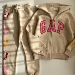 Conjunto moletom Gap