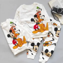 Conjunto Moletom Disney