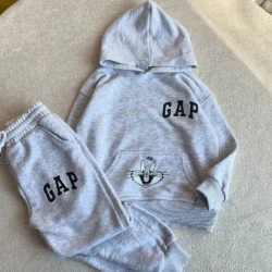 Conjunto moletom Gap