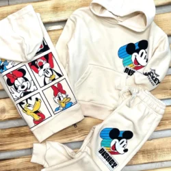 Conjunto Moletom Disney Friends