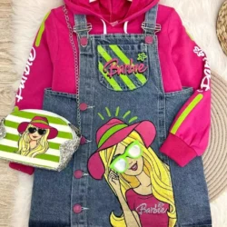 Jardineira Barbie