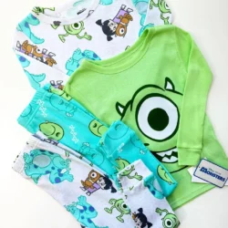 Kit 2 Pijamas Monstros S.A