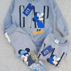 Conjunto Moletom GAP Disney