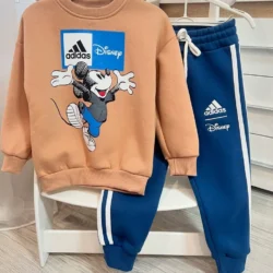Conjunto moletom Adidas
